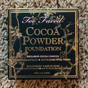 Too Faced Cocoa Powder Foundation - Golden Light